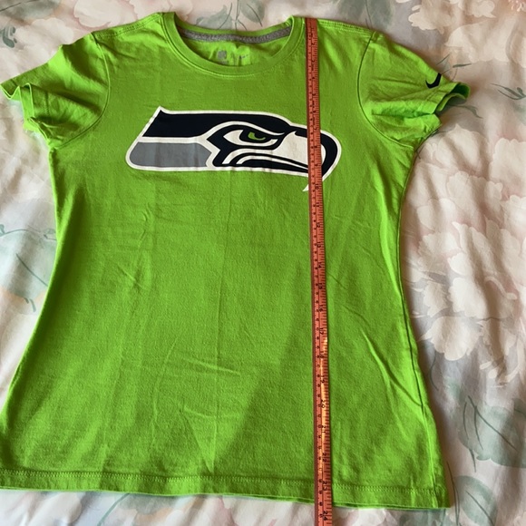 Nike Seattle Seahawks tshirt - Picture 3 of 4